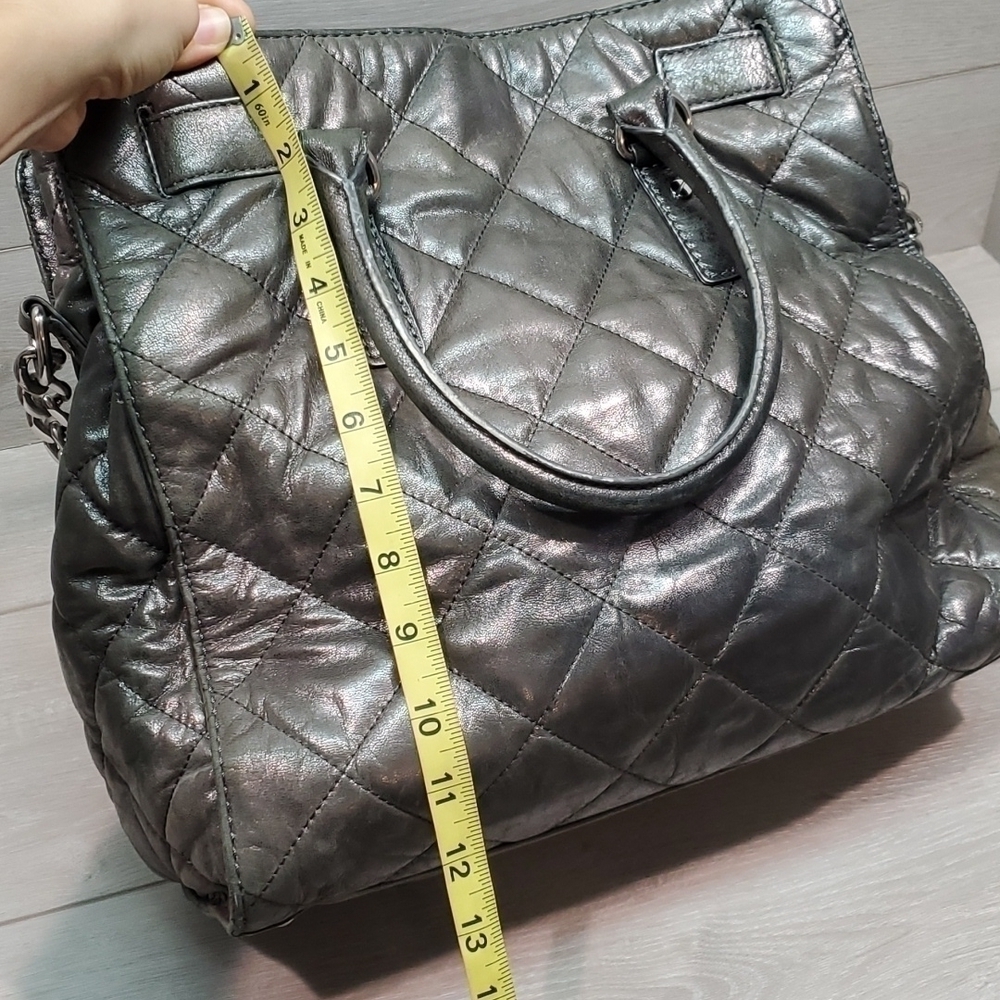 Michael Kors Hamilton Large Tote  Gunmetal  Quilted Leather bag - Picture 8 of 13